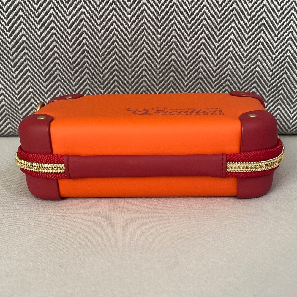 NWT Tokyo Disney Resort Luggage Bag w/ Handle and Removable Strap - Picture 7 of 8